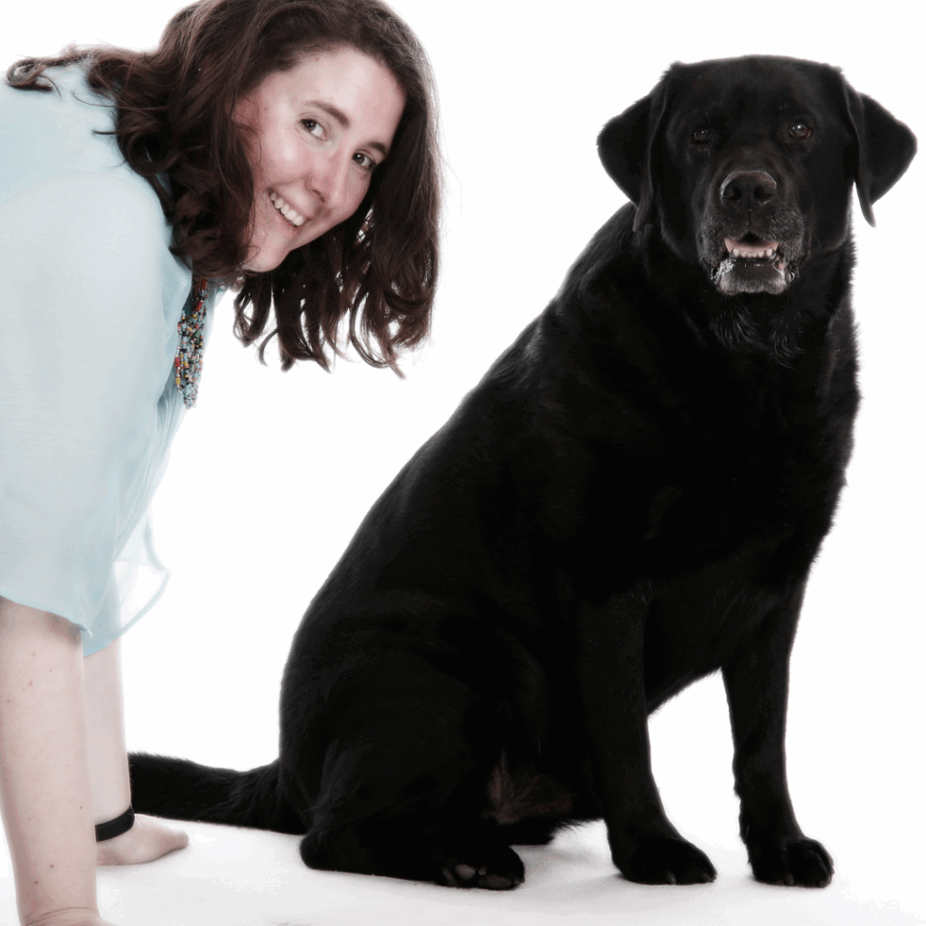 Stephanie Clever mit ihrem Hund Frodo